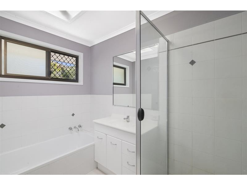 8/10 Twenty First Avenue, Palm Beach QLD 4221