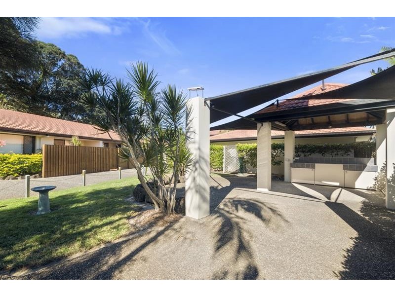 8/10 Twenty First Avenue, Palm Beach QLD 4221