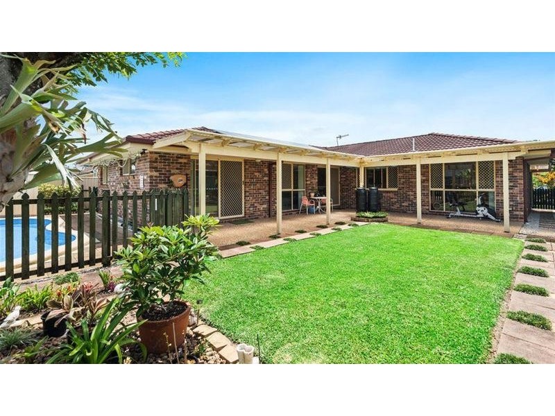 33 Cannon Drive, Currumbin Waters QLD 4223