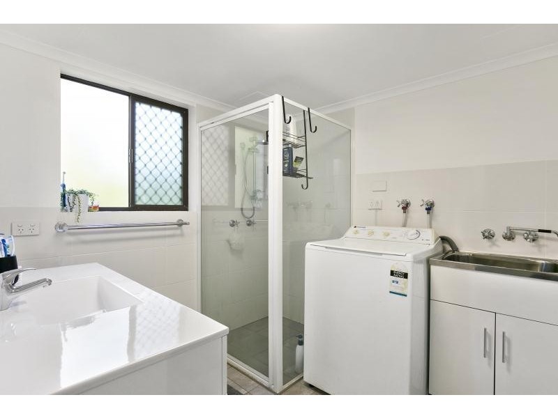 5/8 Twenty Second Avenue, Palm Beach QLD 4221