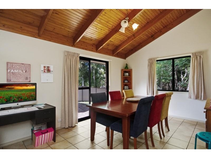 18 Hillcot Street, Currumbin Waters QLD 4223