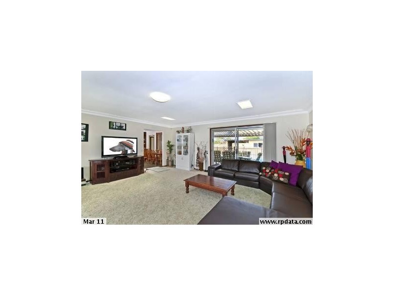 122 Mallawa Drive, Palm Beach QLD 4221