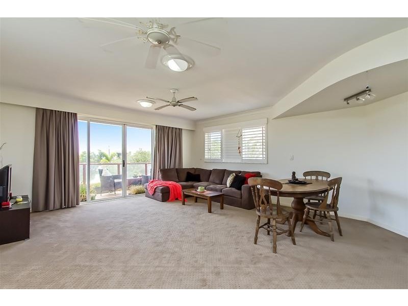 7/4 Twenty Fifth Avenue, Palm Beach QLD 4221