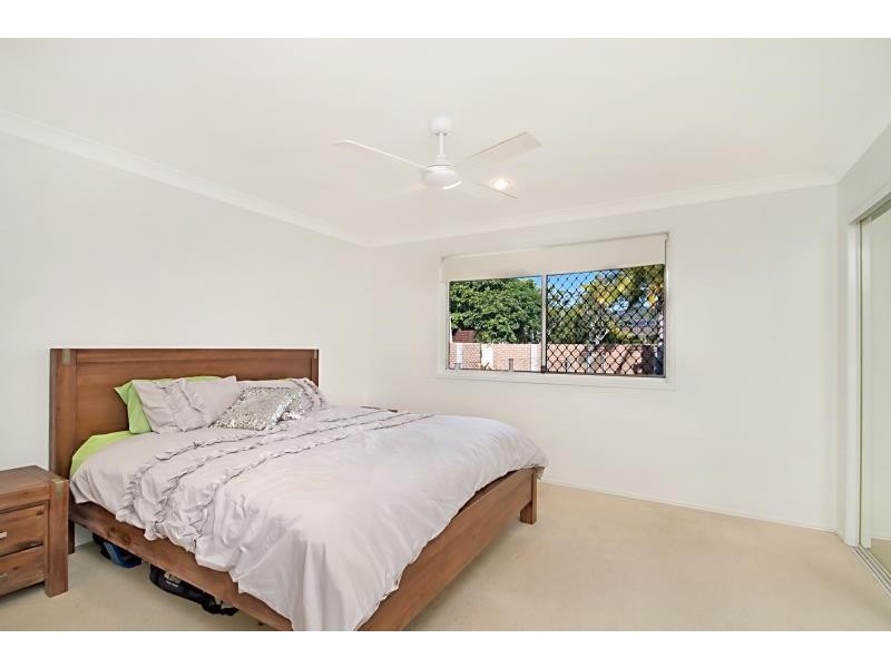 22 Casuarina Drive, Elanora QLD 4221