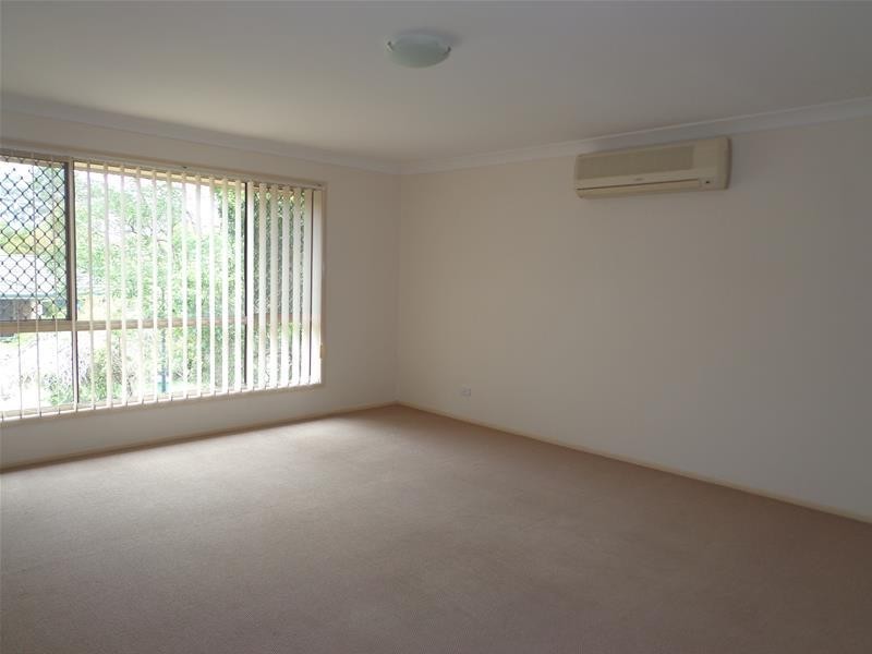 12 Bidwill Court, Elanora QLD 4221