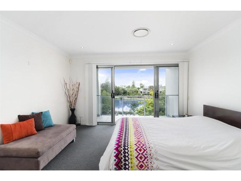 15/31 Port Peyra Crescent, Varsity Lakes QLD 4227