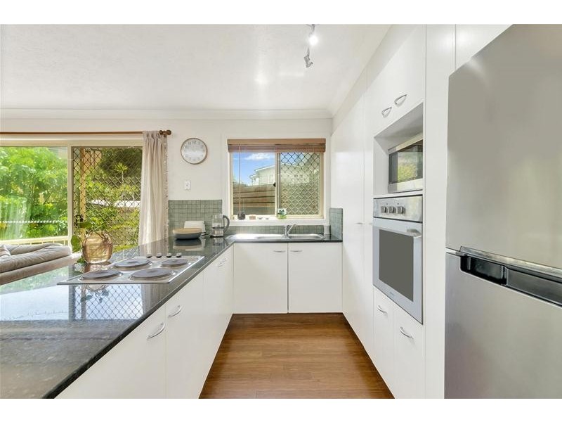 3/7 Twenty Seventh Avenue, Palm Beach QLD 4221