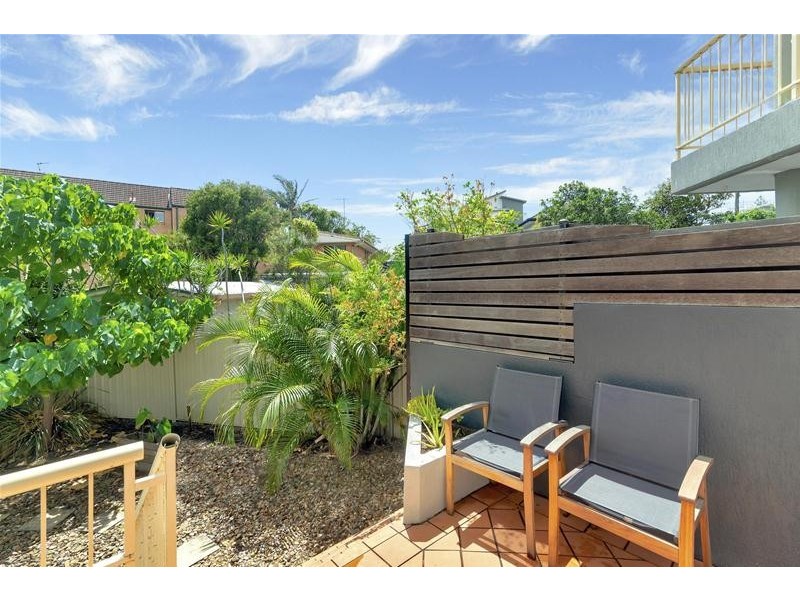 3/7 Twenty Seventh Avenue, Palm Beach QLD 4221