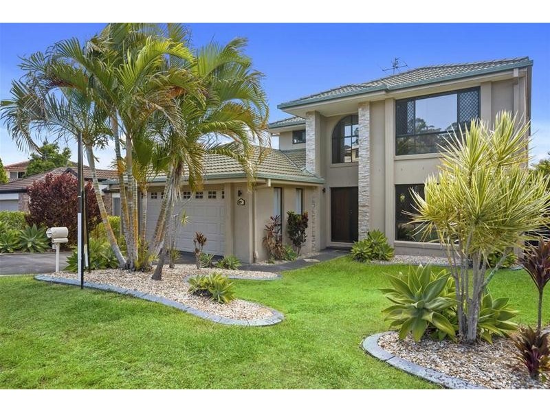 89 Casuarina Drive, Elanora QLD 4221