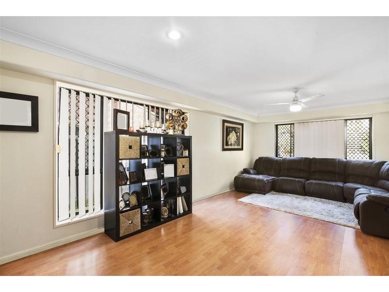 89 Casuarina Drive, Elanora QLD 4221