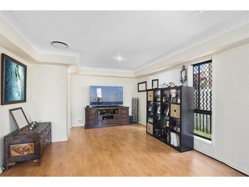 89 Casuarina Drive, Elanora QLD 4221