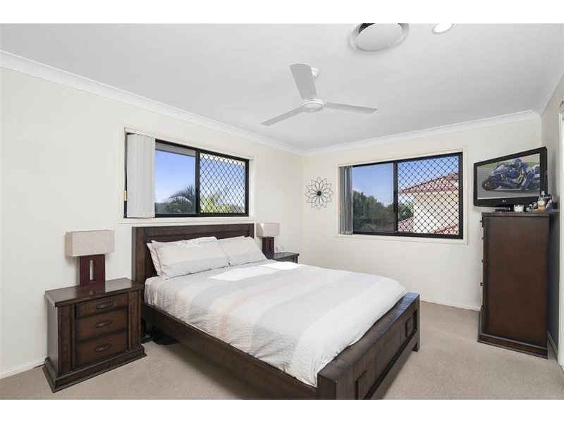 89 Casuarina Drive, Elanora QLD 4221