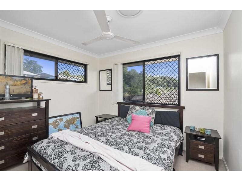 89 Casuarina Drive, Elanora QLD 4221