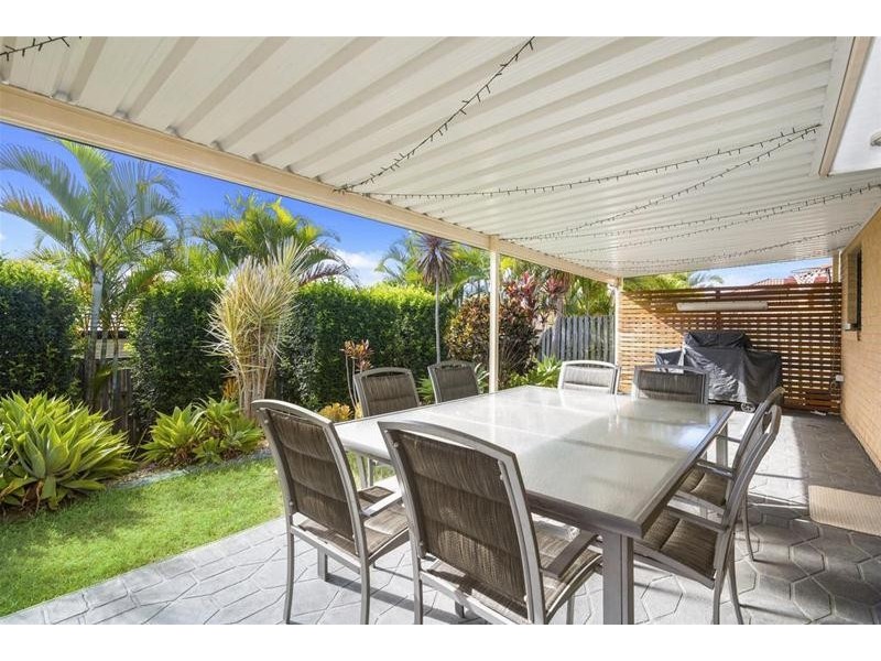 89 Casuarina Drive, Elanora QLD 4221