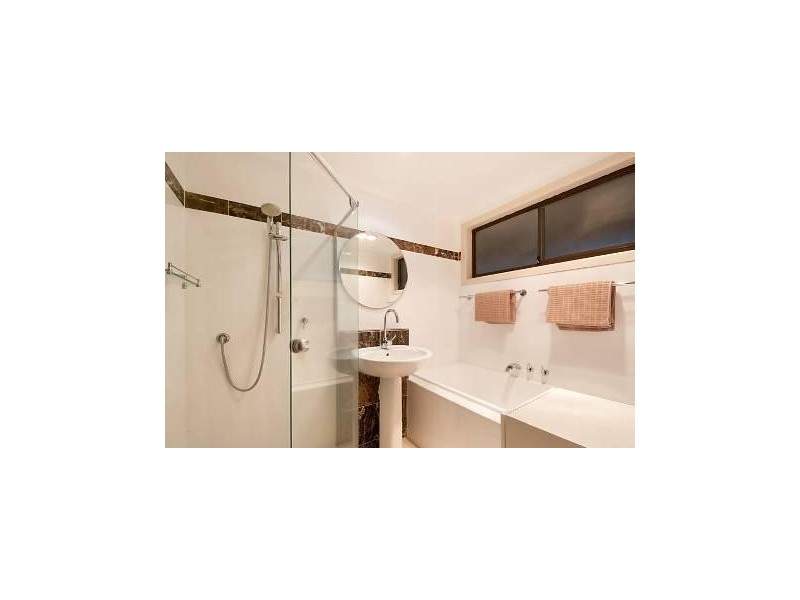 176 Guineas Creek Road, Currumbin Waters QLD 4223