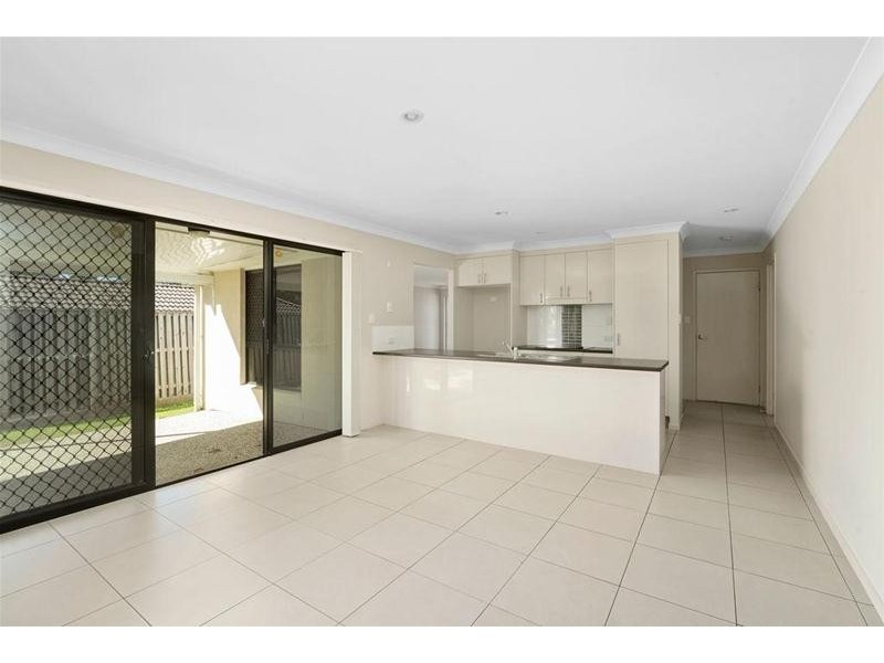 98 McAuley Parade, Pacific Pines QLD 4211