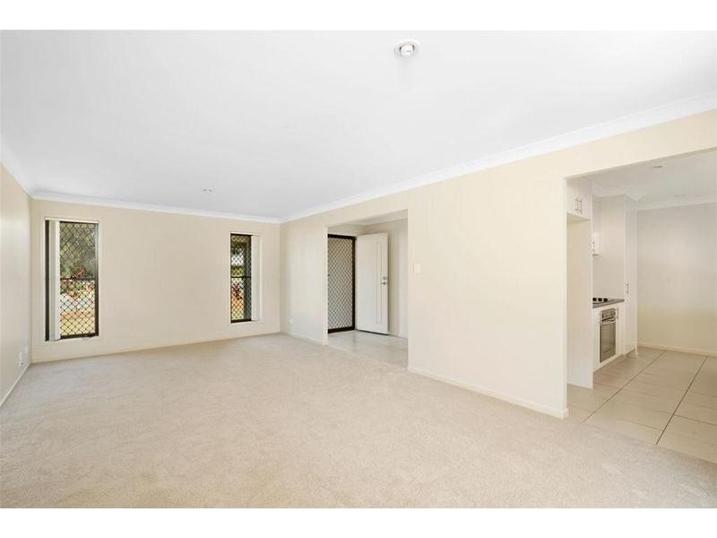 98 McAuley Parade, Pacific Pines QLD 4211