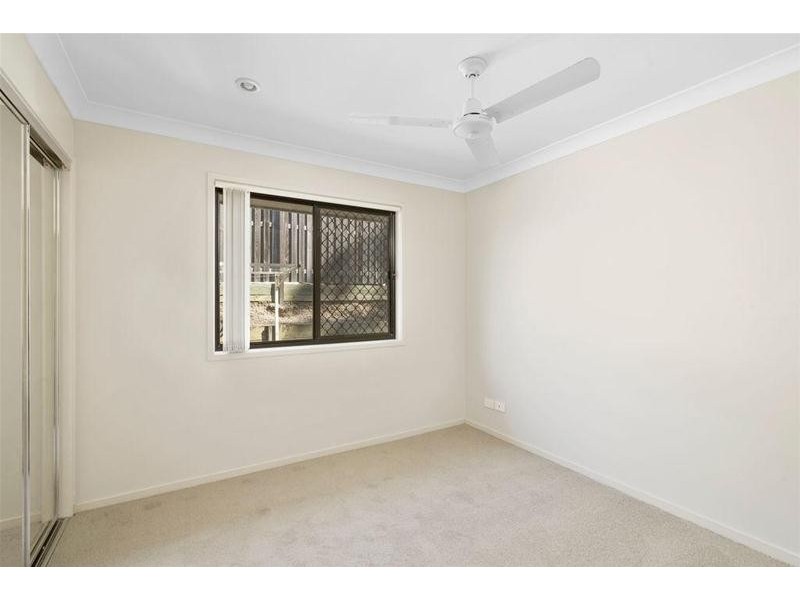 98 McAuley Parade, Pacific Pines QLD 4211