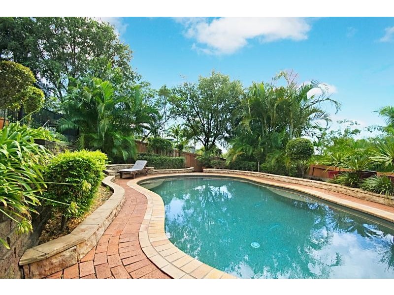 9 Hovea Court, Elanora QLD 4221