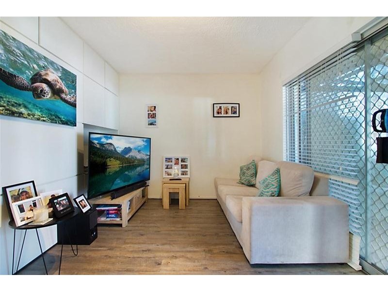 6/41 Tallebudgera Drive, Palm Beach QLD 4221