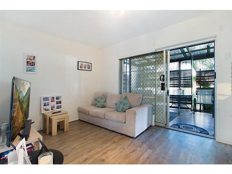 6/41 Tallebudgera Drive, Palm Beach QLD 4221