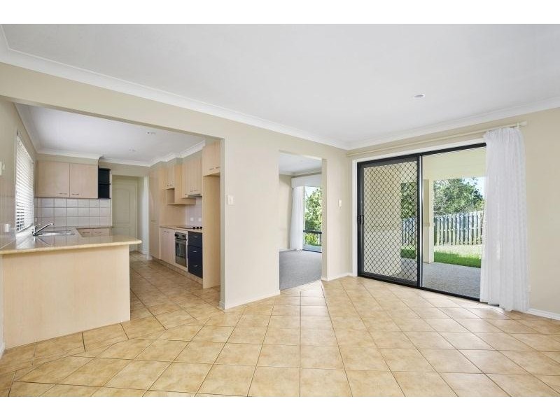 6 Tarrabool Drive, Elanora QLD 4221