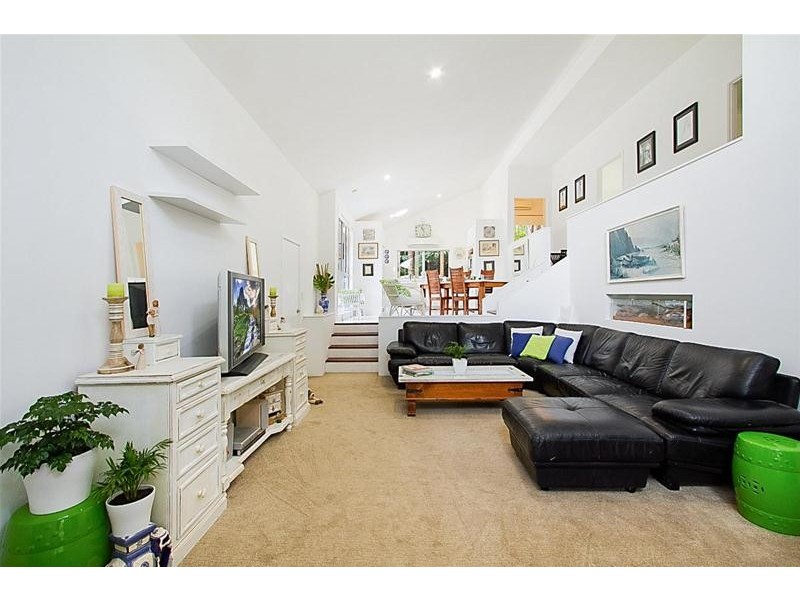 23 Esperance Close, Elanora QLD 4221