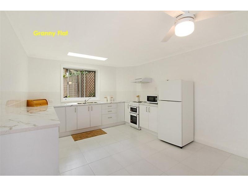 23 Esperance Close, Elanora QLD 4221