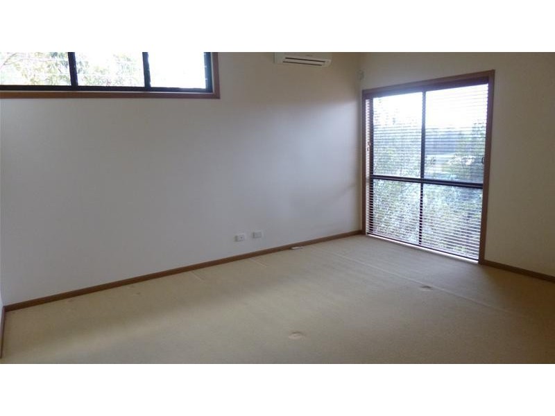 8 Casey Close, Currumbin Waters QLD 4223