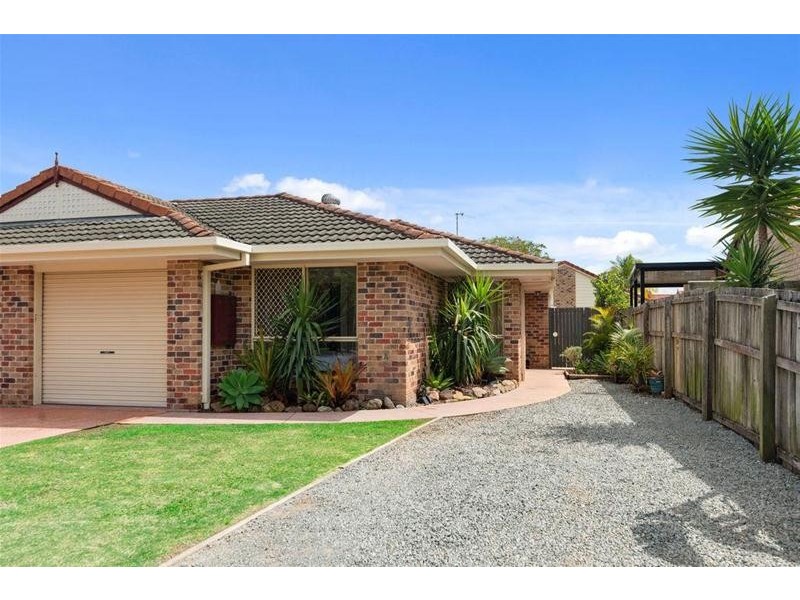 2/5 Carstens Court, Currumbin Waters QLD 4223
