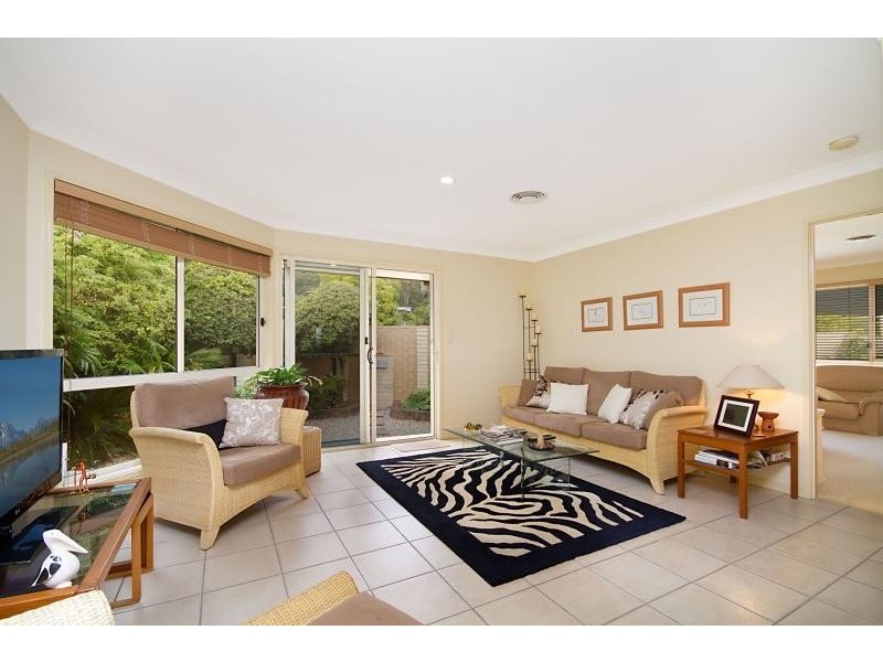 101 Casuarina Drive, Elanora QLD 4221