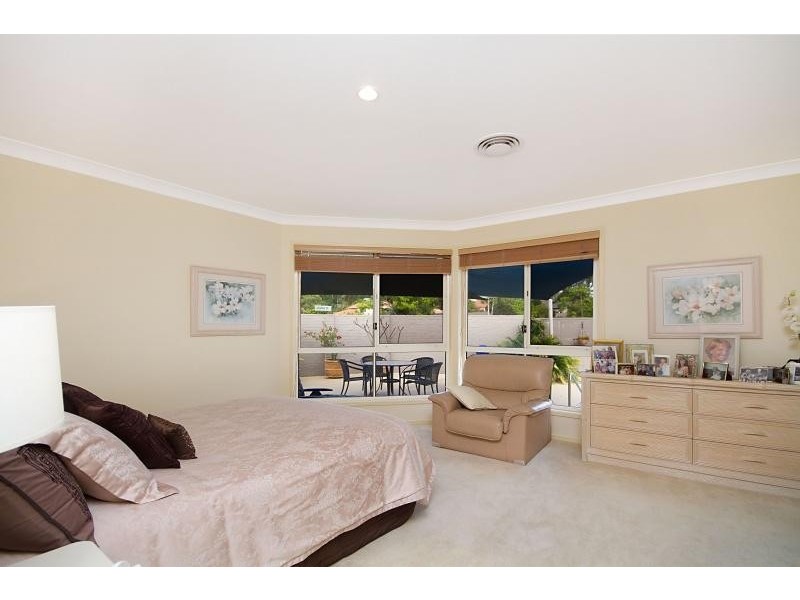 101 Casuarina Drive, Elanora QLD 4221