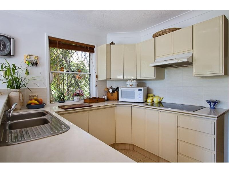 13/2 Coolgardie Street, Elanora QLD 4221