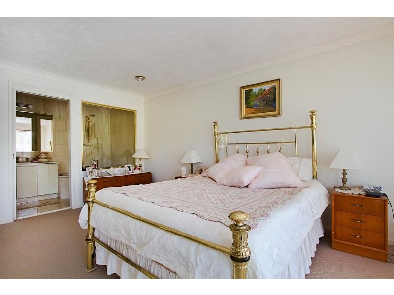 13/2 Coolgardie Street, Elanora QLD 4221