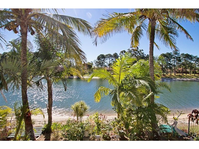 13/2 Coolgardie Street, Elanora QLD 4221