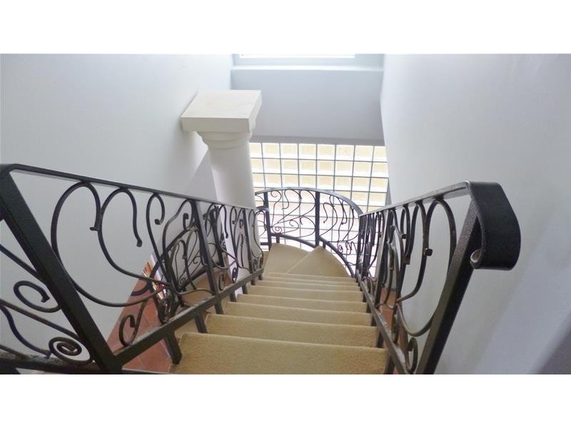 215 Jefferson Lane, Palm Beach QLD 4221