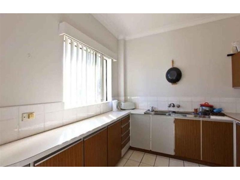 6 Tallebudgera Drive, Palm Beach QLD 4221