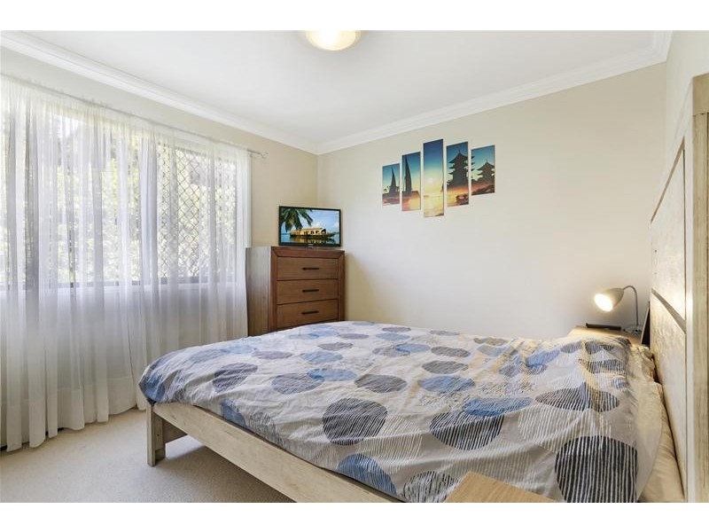 175 K P McGrath Drive, Elanora QLD 4221