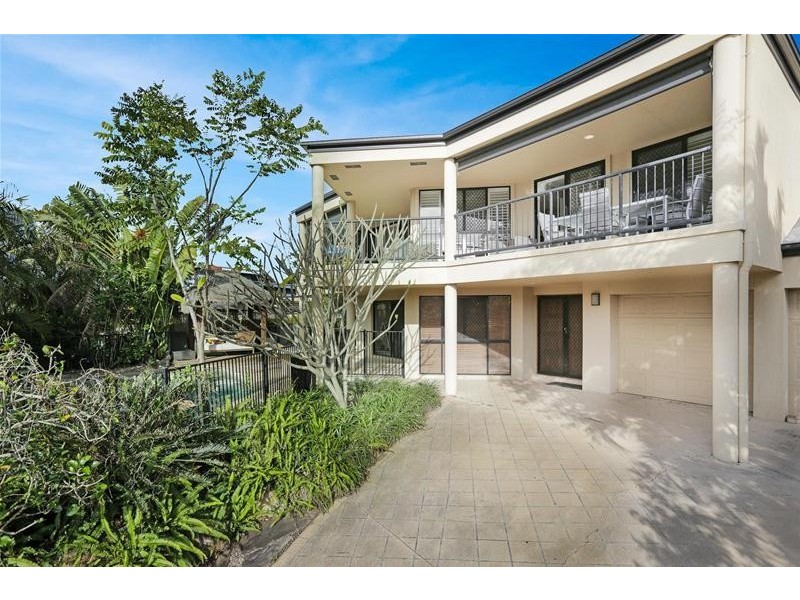 175 K P McGrath Drive, Elanora QLD 4221