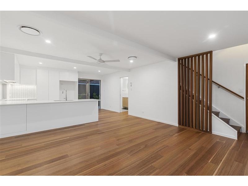 56 Fifth Avenue, Palm Beach QLD 4221