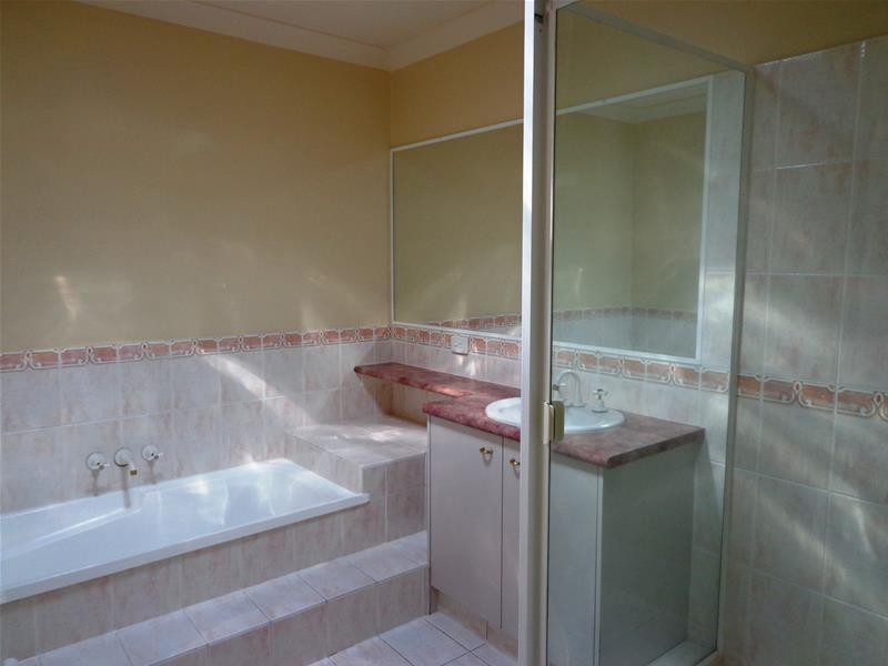 2/28 Yodelay Street, Varsity Lakes QLD 4227