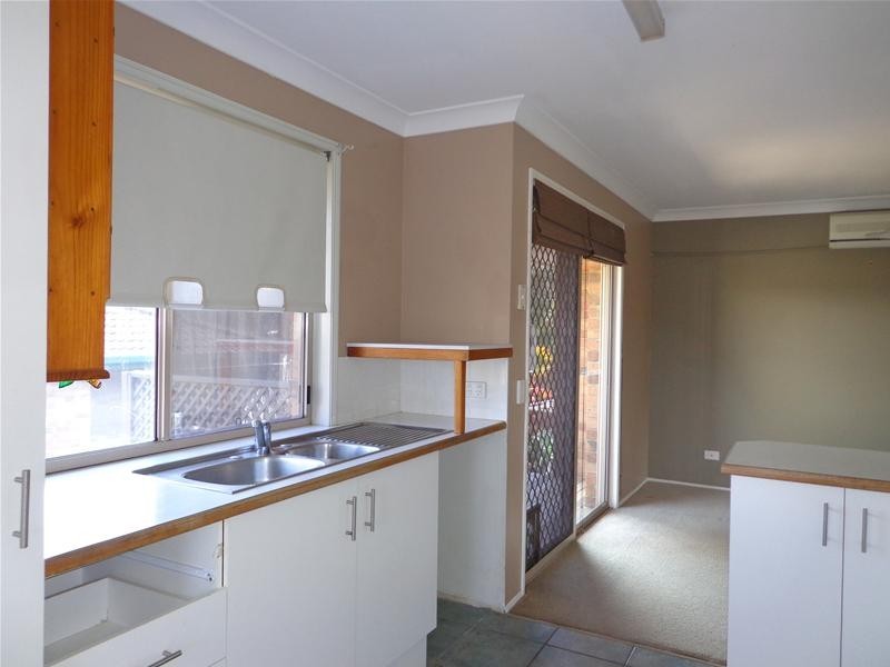 26 Kalmia Court, Elanora QLD 4221