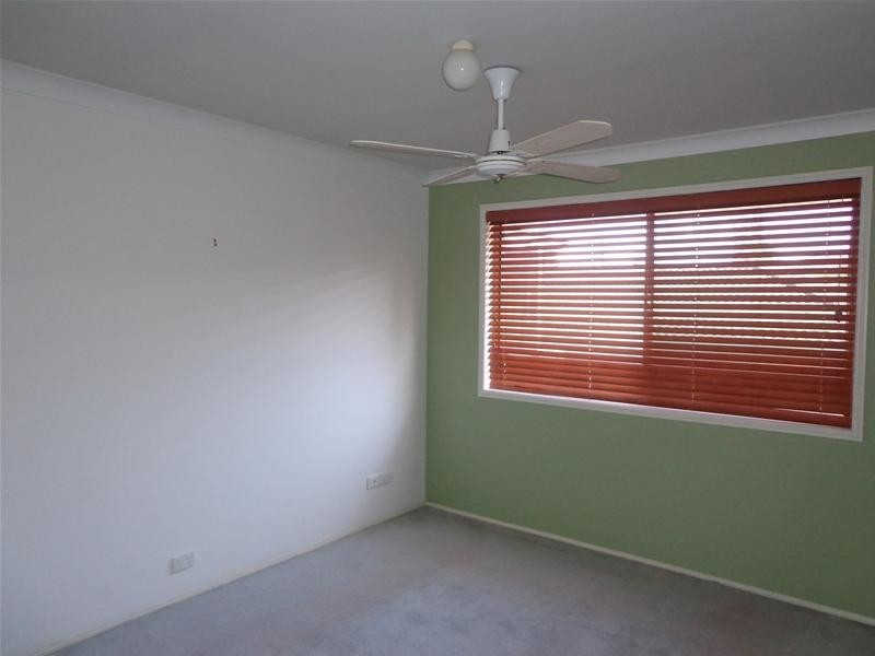 26 Kalmia Court, Elanora QLD 4221