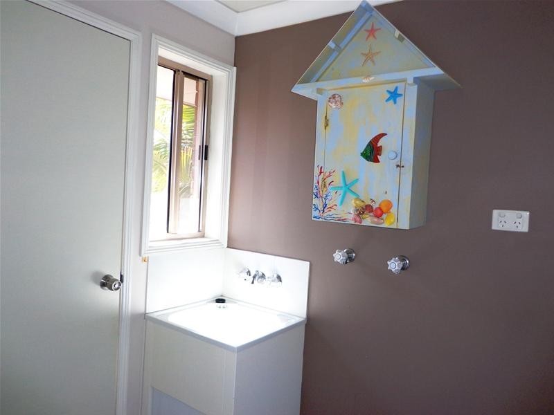 26 Kalmia Court, Elanora QLD 4221