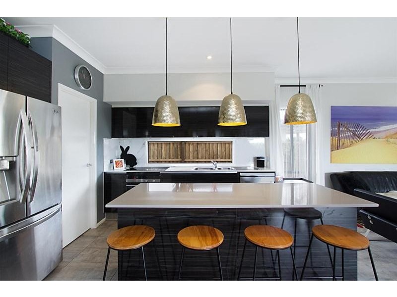 22 Nollamara Drive, Elanora QLD 4221