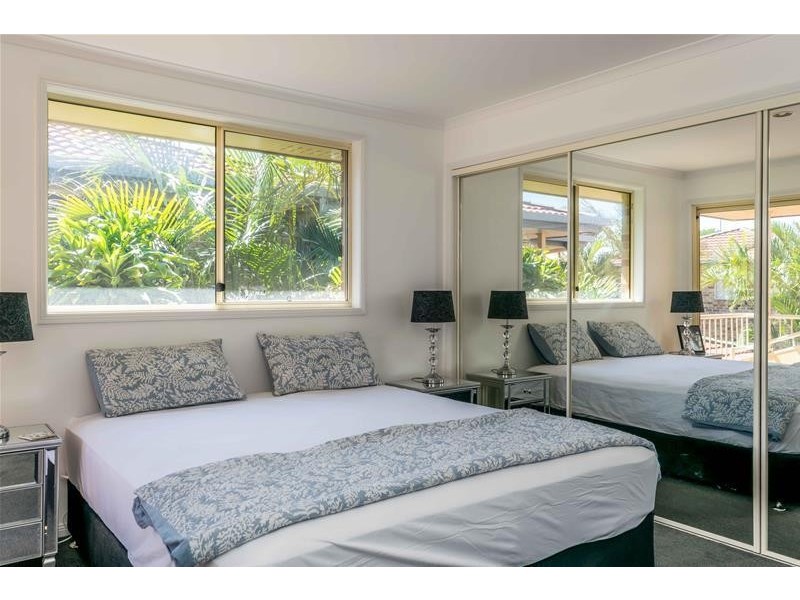 2/42 Alfred Street, Mermaid Beach QLD 4218