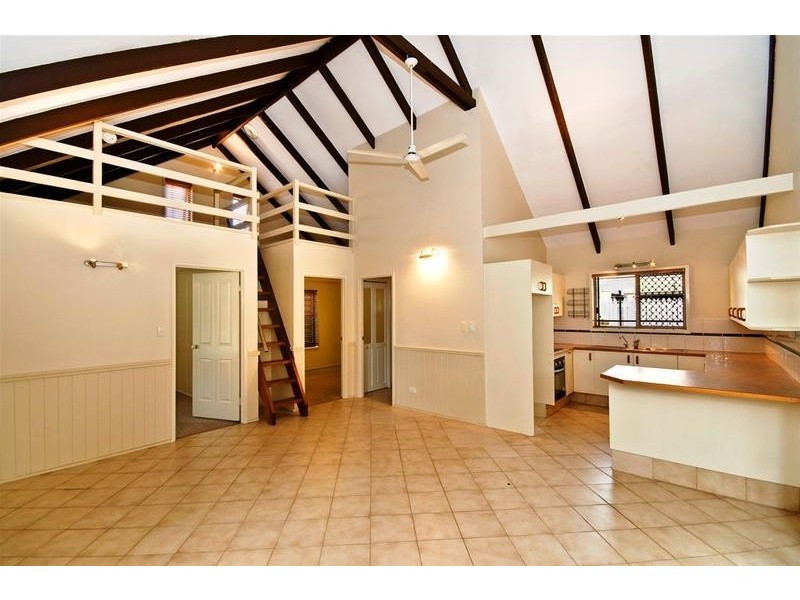 4/70 Mattocks Road, Varsity Lakes QLD 4227