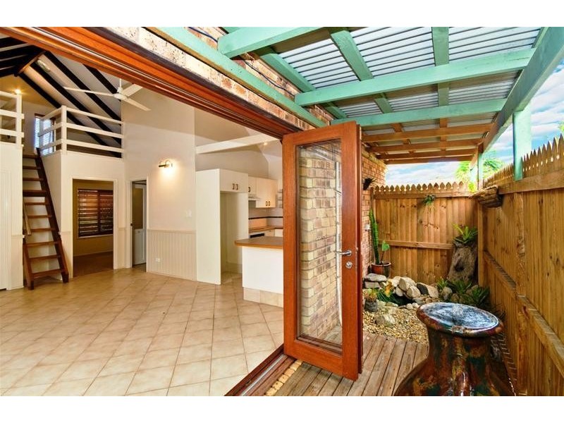 4/70 Mattocks Road, Varsity Lakes QLD 4227