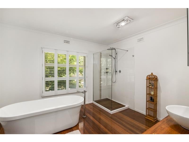 34 Stapylton Street, Coolangatta QLD 4225