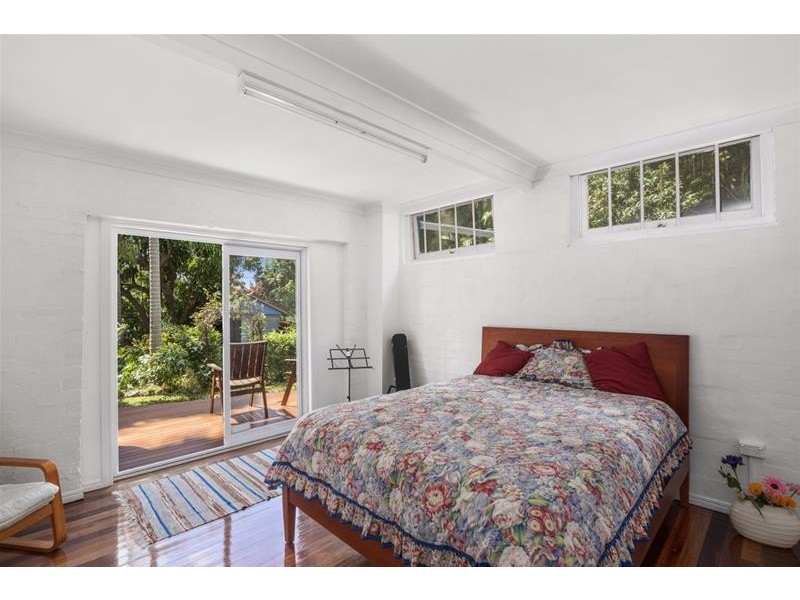 34 Stapylton Street, Coolangatta QLD 4225